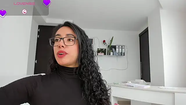 susana monroy online show from February 20, 2026, 6:21 pm