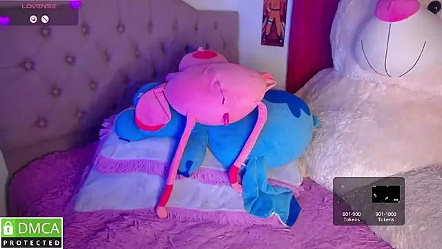 Snapshot of KittyHot20 chatting on December 15, 2025, 10:15 pm KittyHot20 online show from December 15, 2025, 10:15 pm