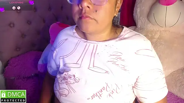 KittyHot20 online show from November 17, 2025, 1:42 am