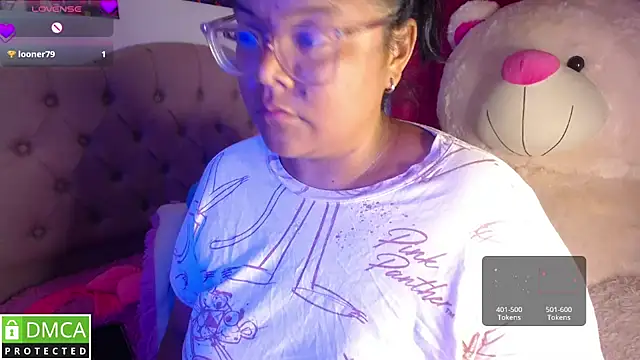 KittyHot20 online show from December 5, 2025, 9:23 pm