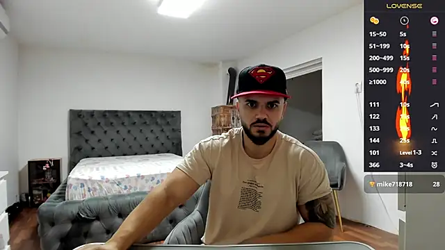 Snapshot of supermanboy94 chatting on November 21, 2025, 6:45 am supermanboy94 online show from November 21, 2025, 6:45 am