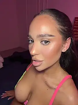 CardiSweetBaby online show from June 30, 2026, 10:54 pm
