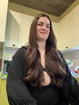 Snapshot of Karolina_llove chatting on October 25, 2025, 10:14 am Karolina llove online show from October 25, 2025, 10:14 am