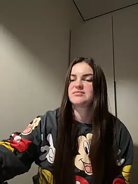 Snapshot of Karolina_llove chatting on December 3, 2025, 6:03 am Karolina llove online show from December 3, 2025, 6:03 am