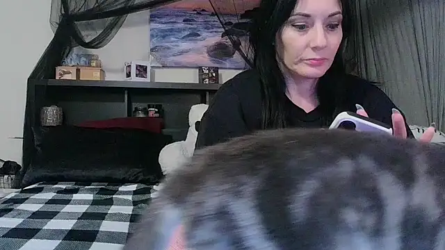 CrystalLakeXO online show from January 13, 2026, 6:17 am