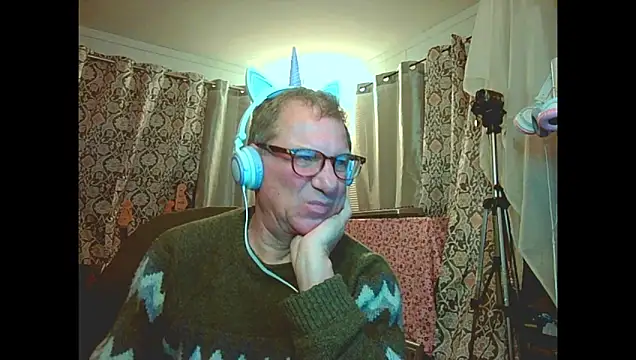 Snapshot of coryassman chatting on February 26, 2026, 11:32 am coryassman online show from February 26, 2026, 11:32 am