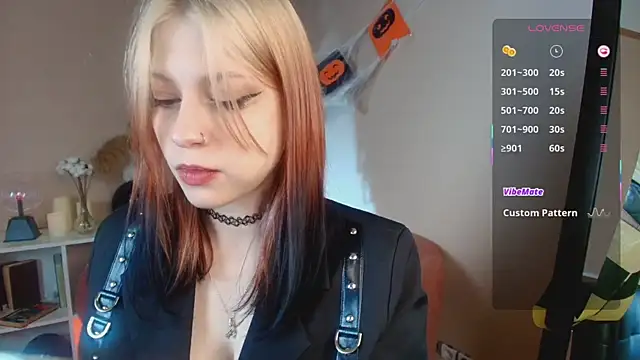 arielabradberry online show from October 22, 2025, 3:22 pm