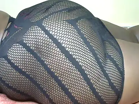 Snapshot of tilda_naughty chatting on February 21, 2025, 9:43 pm tilda naughty online show from February 21, 2025, 9:43 pm