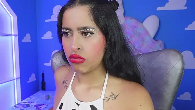 Snapshot of miss_romyna chatting on November 11, 2025, 11:05 am miss romyna online show from November 11, 2025, 11:05 am