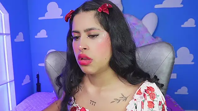 Snapshot of miss_romyna chatting on November 6, 2025, 11:03 am miss romyna online show from November 6, 2025, 11:03 am