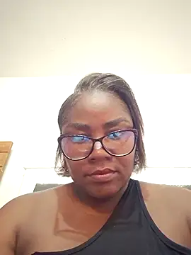 kaorysquirt online show from December 17, 2025, 4:28 am