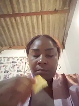 Snapshot of kaorysquirt chatting on February 19, 2026, 12:07 am kaorysquirt online show from February 19, 2026, 12:07 am
