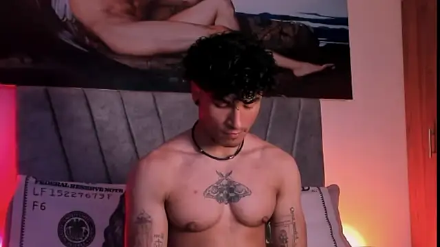 Thomas Fit1 online show from October 30, 2025, 11:23 pm