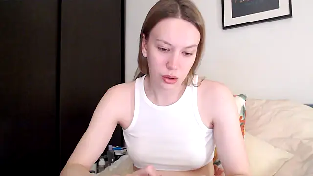 Snapshot of Scarlettford chatting on December 1, 2025, 4:41 pm Scarlettford online show from December 1, 2025, 4:41 pm