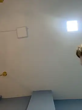 AnthonelaDuque online show from February 10, 2026, 11:31 am