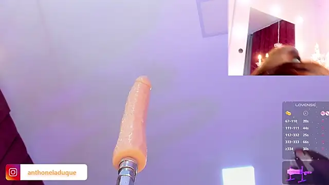 Snapshot of AnthonelaDuque chatting on December 15, 2025, 2:17 am AnthonelaDuque online show from December 15, 2025, 2:17 am