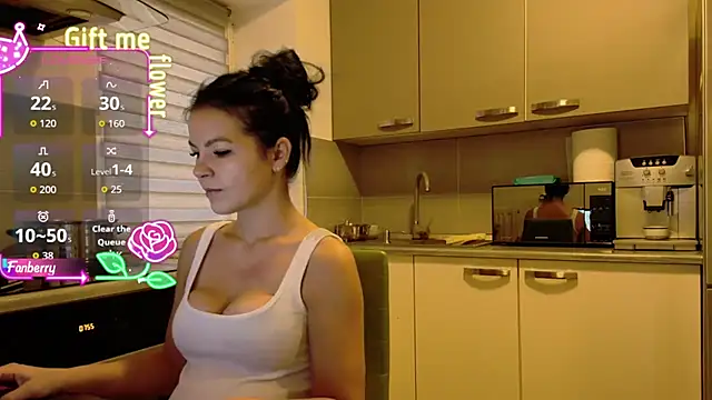 alisoncassie online show from October 23, 2025, 4:55 am