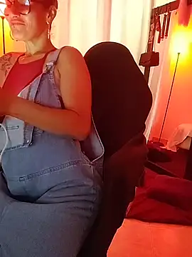 SelenaHouston online show from February 6, 2026, 8:05 pm