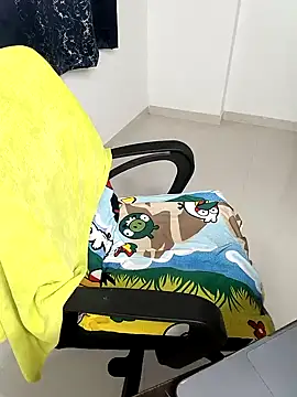 Snapshot of Selina_6 chatting on December 21, 2024, 6:52 am Selina 6 online show from December 21, 2024, 6:52 am