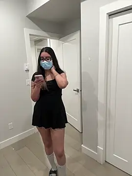 jAsMinE678 online show from March 27, 2026, 4:10 am