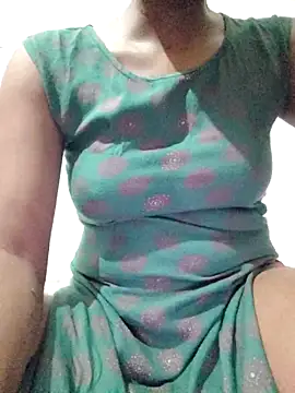 Snapshot of rituporna2004 chatting on October 10, 2025, 1:45 pm rituporna2004 online show from October 10, 2025, 1:45 pm