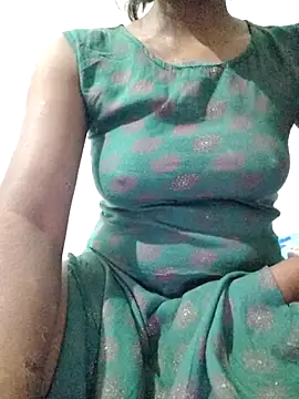 Snapshot of rituporna2004 chatting on November 9, 2025, 4:11 pm rituporna2004 online show from November 9, 2025, 4:11 pm