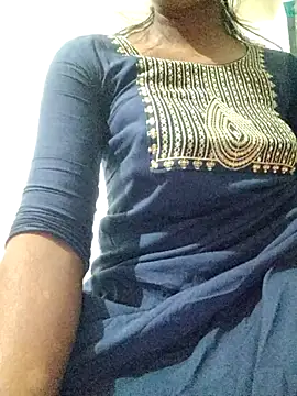 rituporna2004 online show from January 11, 2026, 4:58 pm