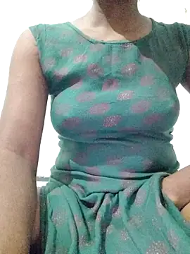 Snapshot of rituporna2004 chatting on December 14, 2025, 2:33 pm rituporna2004 online show from December 14, 2025, 2:33 pm