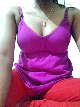 Snapshot of rituporna2004 chatting on September 12, 2025, 5:02 pm rituporna2004 online show from September 12, 2025, 5:02 pm