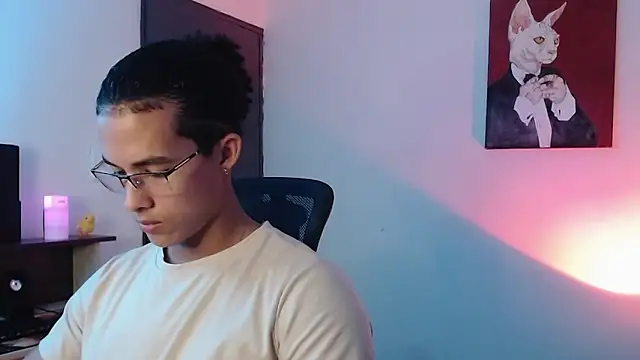 alejo x3 online show from February 27, 2025, 7:41 am