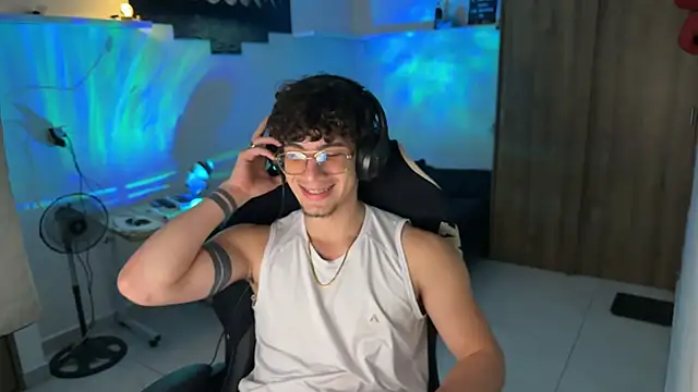 Kisan Smith online show from February 12, 2026, 4:34 am