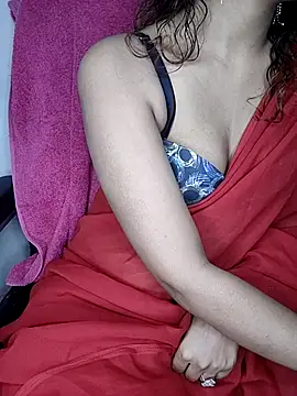 Leeeezzzz roy online show from September 20, 2025, 6:02 pm