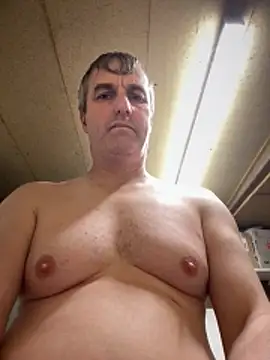 Snapshot of Fatbigtitsmarc chatting on October 19, 2025, 7:16 pm Fatbigtitsmarc online show from October 19, 2025, 7:16 pm