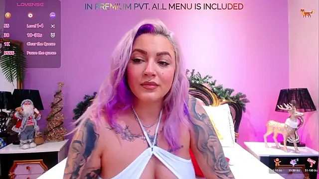 Snapshot of FoxxyClarise chatting on January 6, 2026, 6:34 pm FoxxyClarise online show from January 6, 2026, 6:34 pm