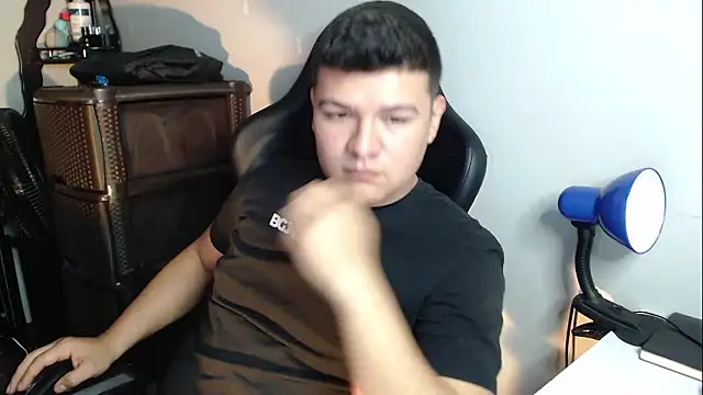 Plug Control online show from January 14, 2026, 12:14 am