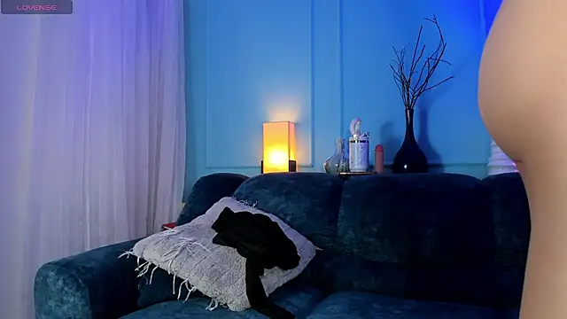 Snapshot of Courtney_gonet chatting on October 22, 2025, 12:37 pm Courtney gonet online show from October 22, 2025, 12:37 pm