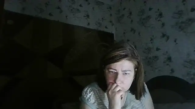 SophieNightAh online show from January 18, 2026, 7:50 pm