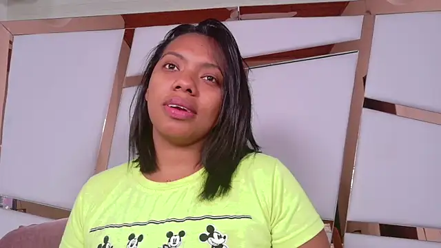 Snapshot of lia_mariana chatting on November 22, 2025, 1:21 pm lia mariana online show from November 22, 2025, 1:21 pm