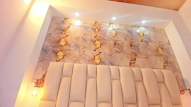 Snapshot of lia_mariana chatting on December 13, 2025, 9:21 pm lia mariana online show from December 13, 2025, 9:21 pm