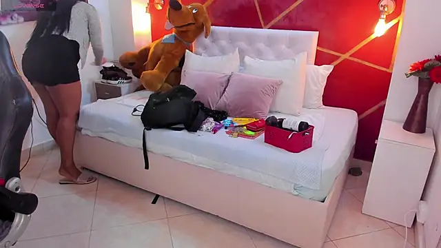 Snapshot of lia_mariana chatting on March 10, 2025, 11:06 pm lia mariana online show from March 10, 2025, 11:06 pm