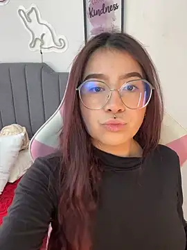 Snapshot of Amy_joones chatting on February 27, 2026, 12:27 pm Amy joones online show from February 27, 2026, 12:27 pm