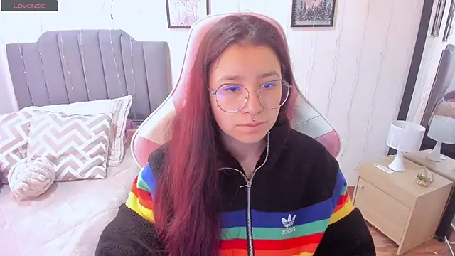 Snapshot of Amy_joones chatting on January 9, 2026, 12:23 pm Amy joones online show from January 9, 2026, 12:23 pm