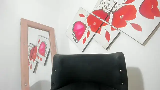 Snapshot of engelldior chatting on February 16, 2025, 8:43 am engelldior online show from February 16, 2025, 8:43 am