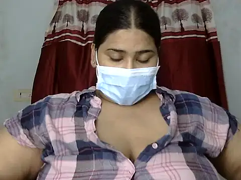 cutelady65 online show from September 29, 2025, 2:34 pm