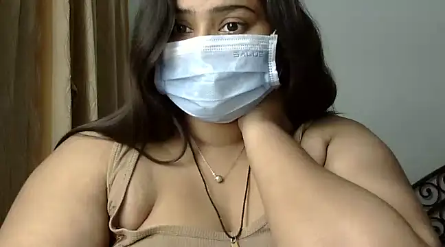 cutelady65 online show from January 12, 2025, 3:03 pm