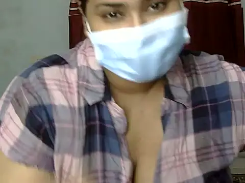 cutelady65 online show from September 30, 2025, 4:02 pm