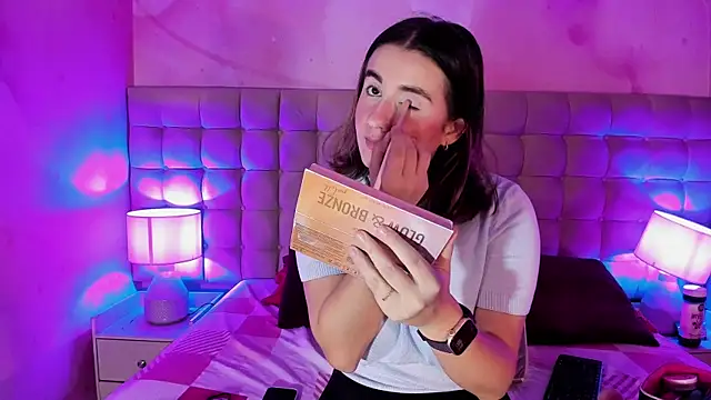 LanaHerondale online show from February 11, 2025, 9:31 am