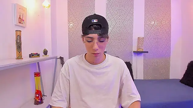 Snapshot of Nikolay_Gregori chatting on November 4, 2025, 4:16 am Nikolay Gregori online show from November 4, 2025, 4:16 am