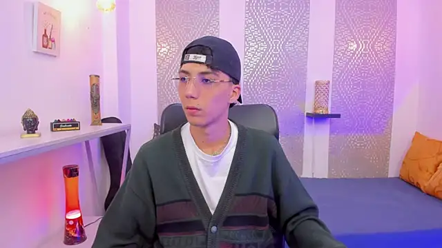 Nikolay Gregori online show from January 8, 2026, 4:51 am