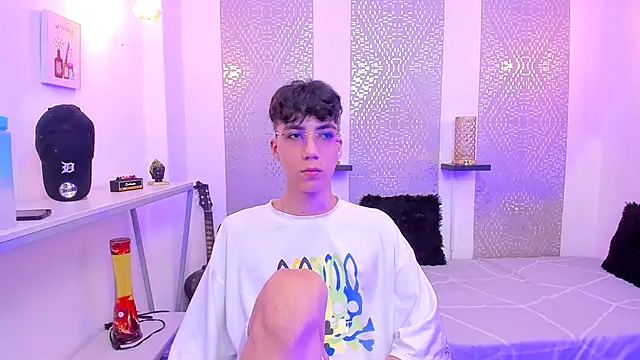 Snapshot of Nikolay_Gregori chatting on October 28, 2025, 4:13 am Nikolay Gregori online show from October 28, 2025, 4:13 am